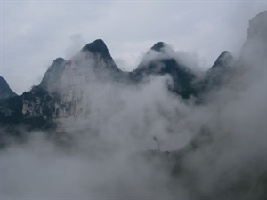 Nearly 4,500 tourists visit Dong Van karst plateau